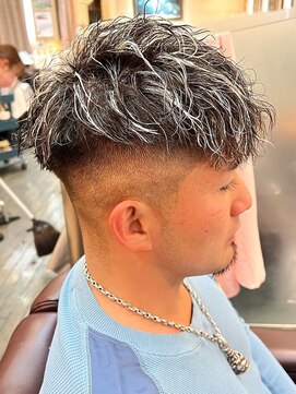 銀座マツナガ 浅草店 ツイストスパイラルパーマツーブロマッシュアップバングメッシュ