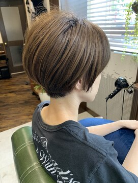 キールヘアーベイス(kir hair base) 刈り上げショート