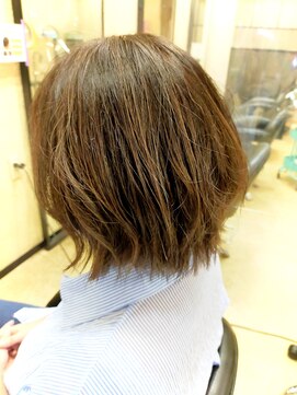 エイチ エアー ダヴ H air DAV調布北口 白髪ぼかしハイライトメッシュ