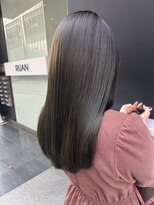 エクボ(ekubo.) 髪質改善/オリーブグレージュ/ロング/透明感カラー/銀座