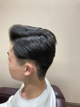 カザマ 7：3ツーブロック