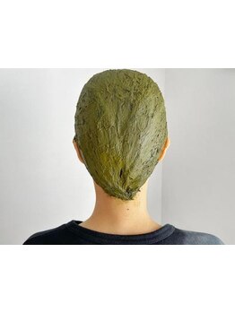 天然由来100％で髪にも頭皮にも、心にも優しく。