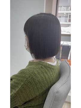 エメヘアデザイン ルイス(Aimer Hair Design Lewis) 前下りボブ / 弘前 / 弘前市 /弘前駅