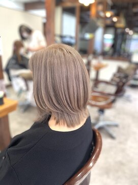 ヤソ(yaso) ミルクティーカラー