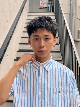 エクスプロア デザイン アクト 三鷹(EXPLORE DESIGN ACT.) スパイキーショートピンパーマ［三鷹/三鷹駅］