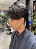 ビジネスも余裕な緩め大人パーマ