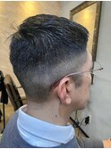 フェード×ナチュラルショートで清潔感アップ！