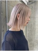 ショートボブミルクティーベージュカラーダブルカラーハイトーン