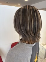 アズールサン 草加西口店(azule-sun) ハイライトカラー,白髪ぼかし,ウルフ,シルバーベージュ【草加】