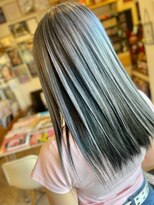 ヘア メイク ココ(hair make coco)&nbsp;ホワイトグレー★アンブレラカラー