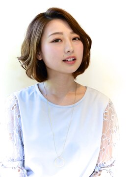 ヘアールーム アーチェ(arche) 涼しげ大人ふんわりボブ