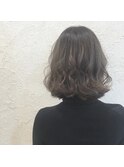 スモーキーグレージュカラー
