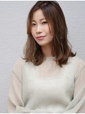 グラデーションベージュカラー