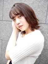 シュシュ(shushu)&nbsp;外ハネショート×ベージュブラウン 【有海一生】