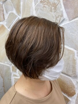 サロン ド ハル salon de HARU エアリーボブスタイル