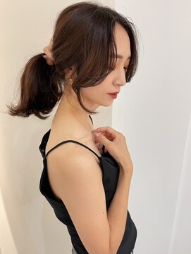 ノク(nok) ラズベリー_カーキグレージュフェザーバング