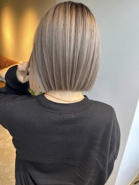 メリー オオサカ(Merly Osaka) いつでもどこでも可愛いベージュカラー_white milk tea beige_