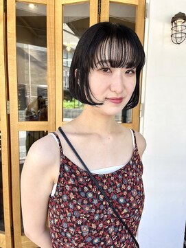 カータ(CARTA) 黒髪ミニボブ