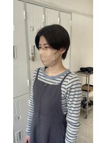 ヘアデザイン ソラ(Sola)&nbsp;すっきりハンサムショート センターパート 黒髪暗髪