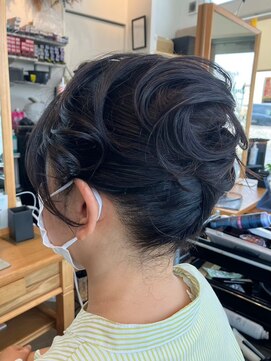 アンバー(amber) 留袖ヘアセット