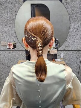 リンダイーロ(Linda Hiro) 【札幌円山】へアセット/タイトポニー/結婚式ヘア/金箔ヘア