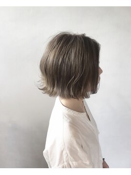 フィゼル 南堀江店(fizelle) 切りっぱなしボブ×ベージュカラー