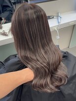 ベレーザ 渋谷(BELEZA)&nbsp;10646秋色ミルクティーアッシュハイライトカラーワンホンヘア