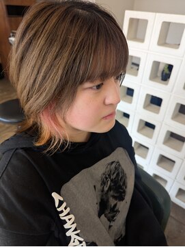 バムヘアー(Bam hair) ピンクのインナーカラーをいかして☆