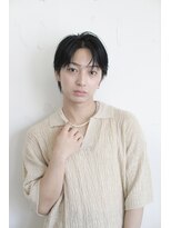 タヒエ(tahie)&nbsp;ミニマルな印象を与える爽やかヘア#刈り上げセンターパート