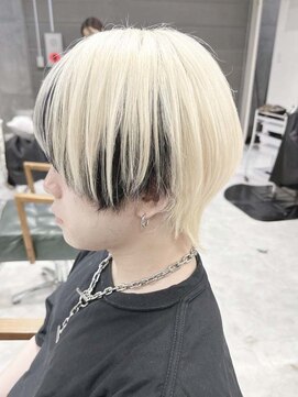 デイズ(days) 抜きっぱなしブロンドと黒のツートンカラー