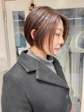 テトラ バイ ネオリーブ 横浜西口店(tetra by neolive) 前下がりショートカット髪質改善トリートメント横浜N