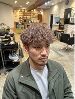 ジェットブラックキューサンロク(JET BLACK 936) 大人のプードルパーマ