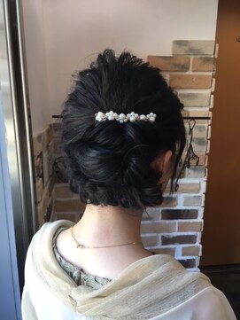 アムールピコ 浦安(Amour Pico) ゆるフワ編込みサイドアップ