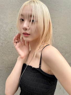 クオン 今泉(quon) 【quon】ブロンドデザイン -天神 今泉 薬院-