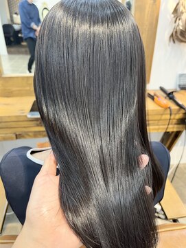 ニューラインギンザ(New-Line 銀座) ★廣中優奈★20代30代黒髪艶ロング　ニュアンスカラー