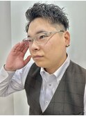 刈り上げツイストスパイラルパーマ無造作アップバングメンズヘア