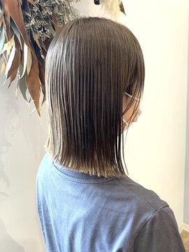 キャパサウス 春日 大野城店(CAPA south) オリーブアッシュ　ぱつっとボブ　切りっぱなしボブ