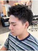 横浜西口スパイキーショートツーブロック刈り上げフェード30代