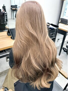 キラ 渋谷(KILLA) ★レイヤーカット/美髪/イメチェン/ミディアム/マロンベージュ