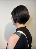 丸みツヤショート