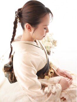イトマンスタジオベル(itoman studio belle)の写真/【近鉄布施駅すぐ】1日中着ていても苦しくない☆思い出に残る特別な日は、崩れ知らずのプロの着付けで♪