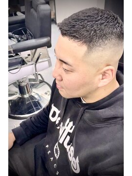 ダックス(DACHS) スキンフェード 濡れパン