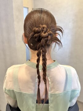 リタ(Lita.) カチモリ　ヘアセット　お呼ばれヘア