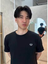 ジーナ オム 札幌(Zina Homme)&nbsp;メンズサロン＊リバースセンターパート＊黒髪＊Zina Homme札幌