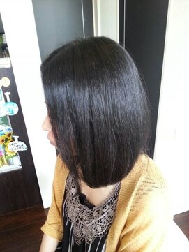 スリーピース(3piece) シンプルボブ