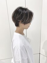 ジーニー 横浜(giinii)&nbsp;giinii渋谷_ハンサムショート_バレイヤージュ