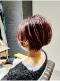 ショートヘアスタイル　メッシュカラー