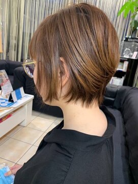クオリス 上福岡店(QUALIS) ショートカット/耳掛け/ベージュブラウン/小顔/20代30代40代/