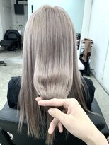 スカイピア(SKYPIA) Chell_ブリーチ3～4回の髪でもしっかりと艶髪になれる髪質改善Tr