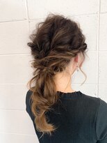 チェリッシュ(Cherish)&nbsp;ヘアアレンジ キレイめ無造作編み込みルーズヘア ドレスお呼ばれ